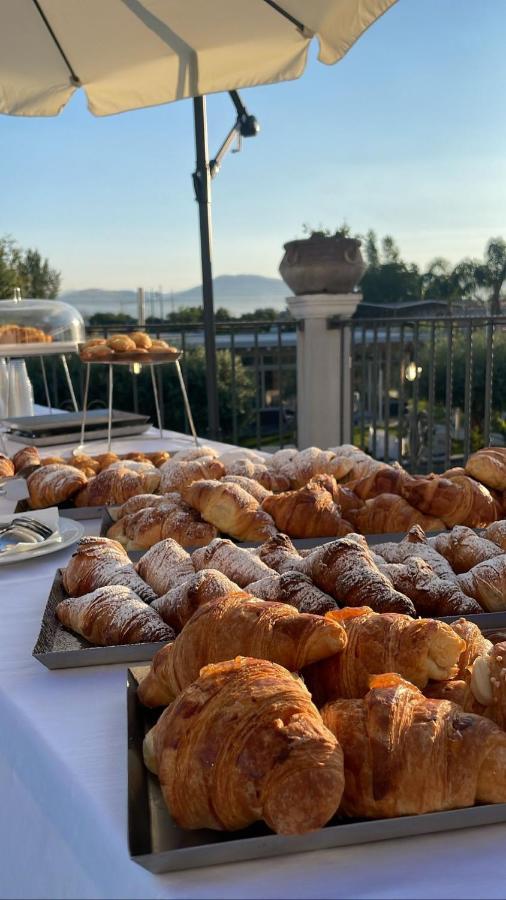 Hotel Villa Ruggiero Brusciano 외부 사진